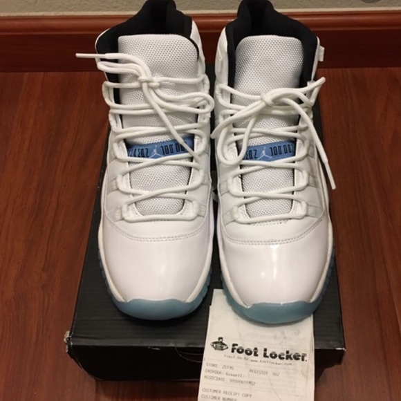 jordan 11 legend blue footlocker